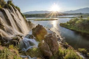 Image of the sun setting over the Snake River in Idaho