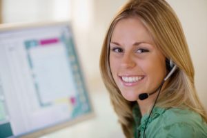 receptionist providing call answering service for movers