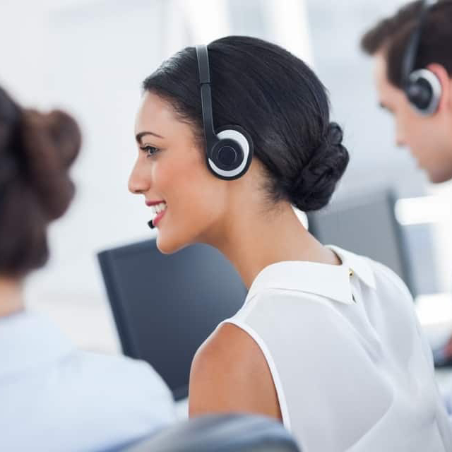 Image of live receptionists providing 24 hour answering service