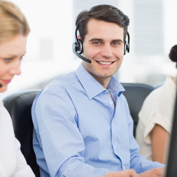 Image of Map Communications virtual receptionists providing live answering service for transportation companies