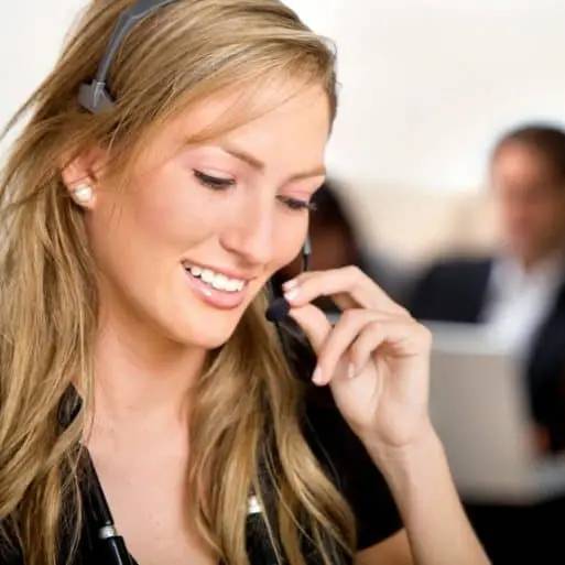 Image of a virtual receptionist providing corporate law answering service