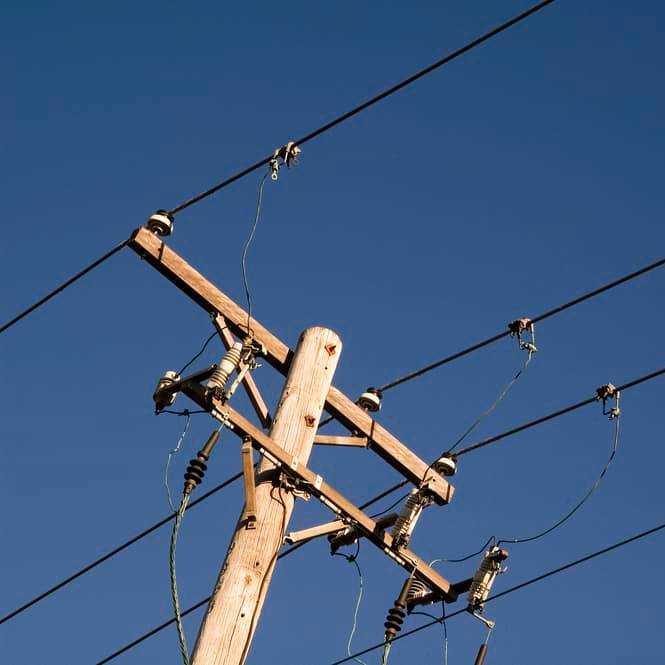 Image of electrical lines managed by an electrical provider